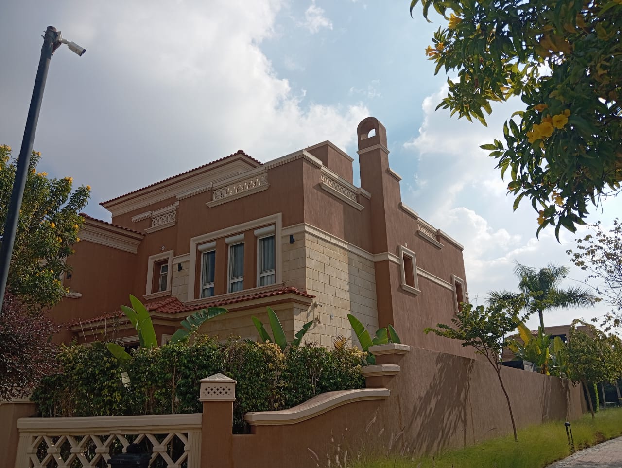 تفاصيل أعمدة كورنثية